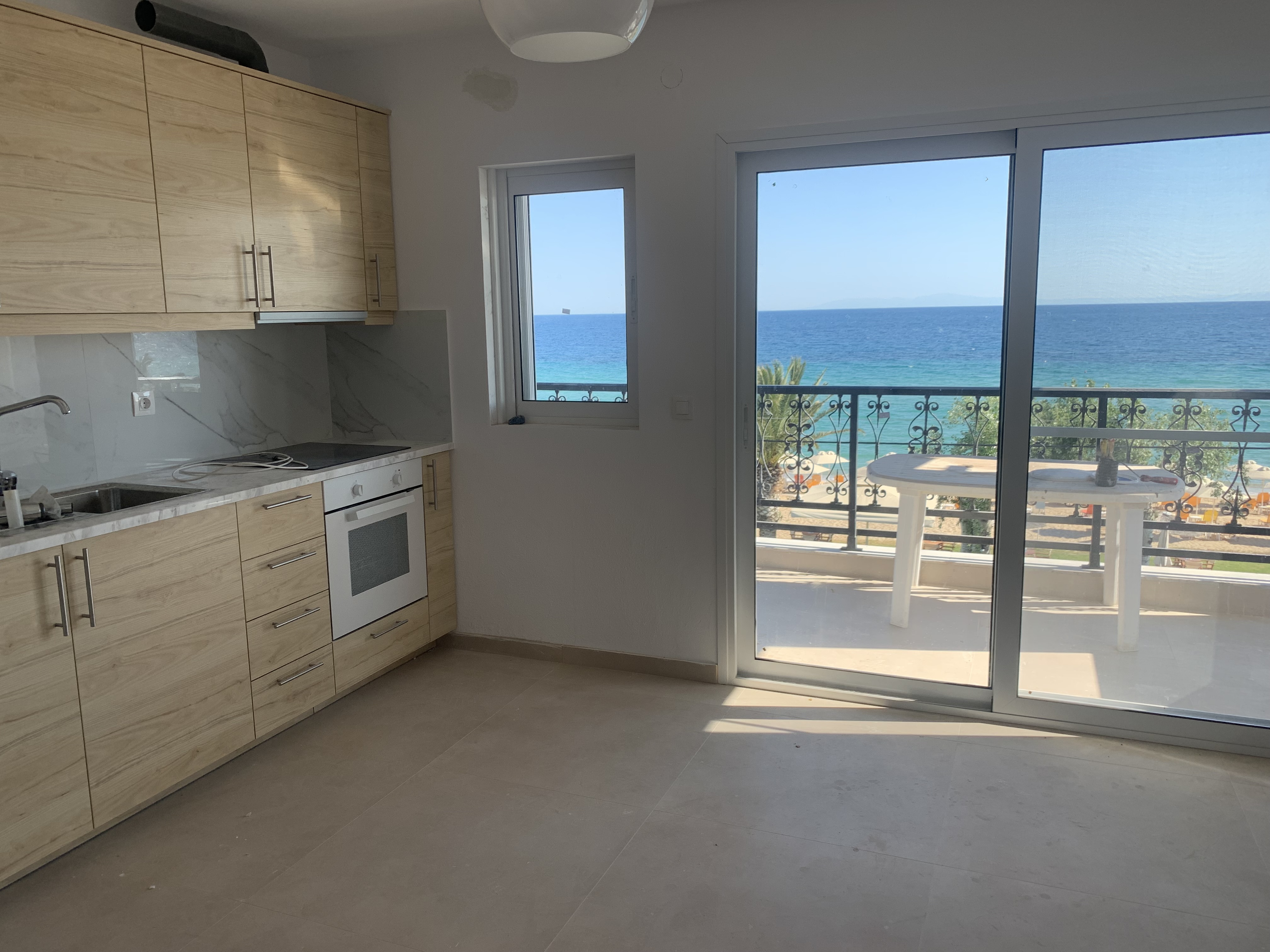 Flogita Beach Apartments, Nea Flogita